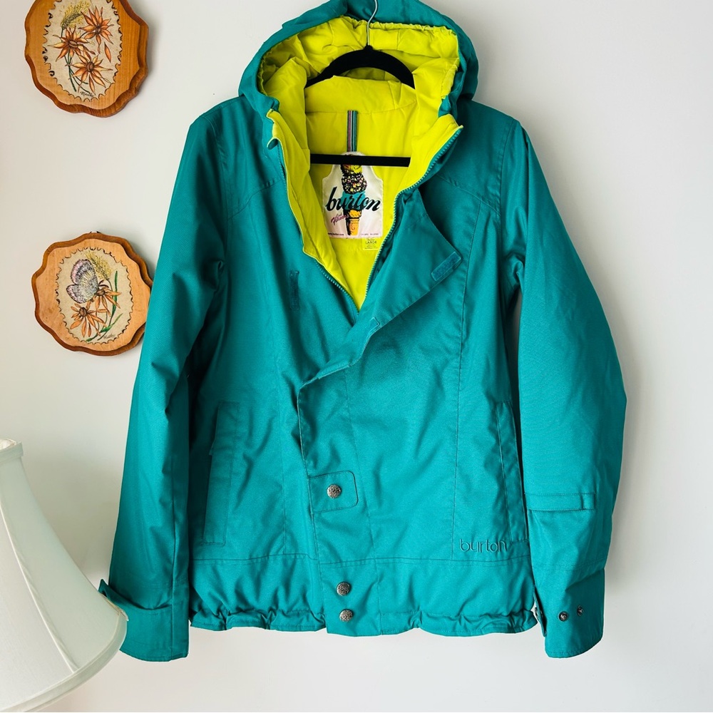 Burton women / junior Teal Jacket with Yellow Lining